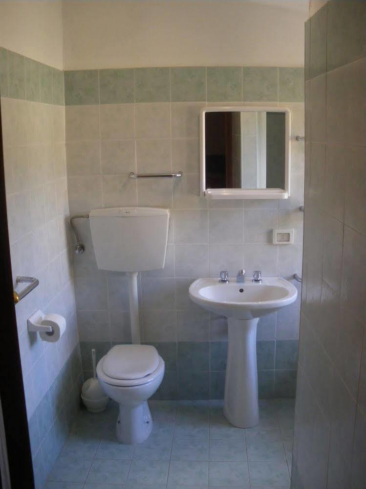 Agriturismo Orsaiola Urbania Kültér fotó
